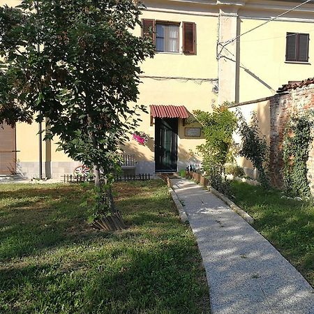 B&B Cascina Barolo Venaria Reale Exterior photo