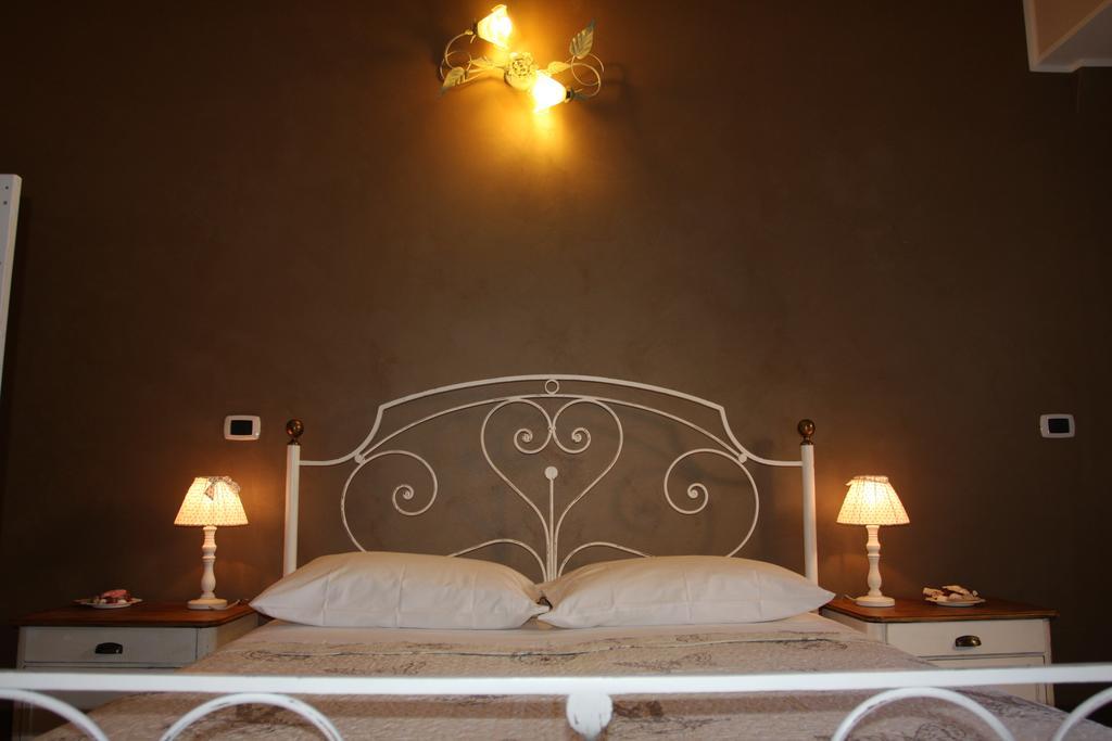 B&B Cascina Barolo Venaria Reale Room photo