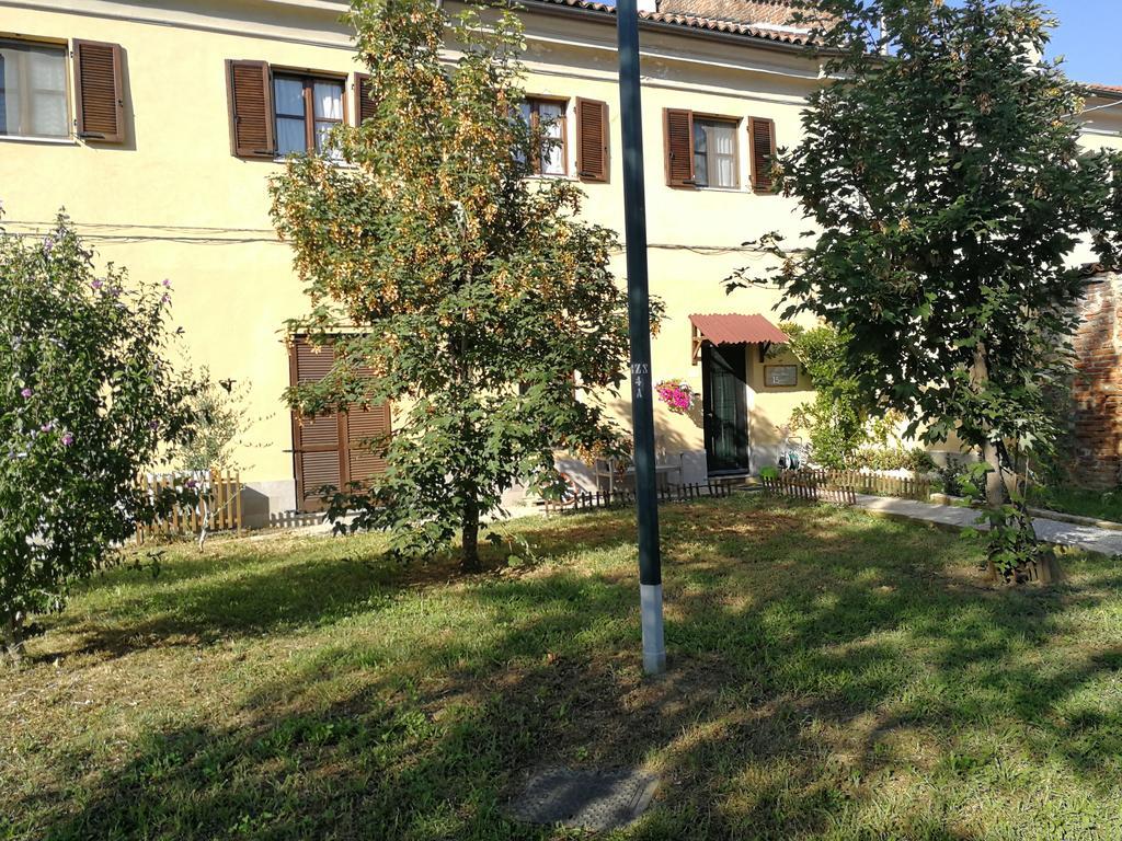 B&B Cascina Barolo Venaria Reale Exterior photo